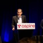 Bryan Reimer receives the HFES award